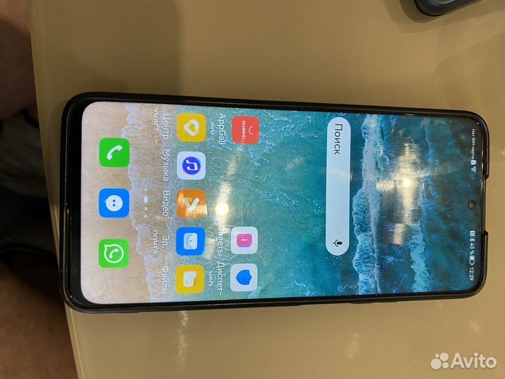 Телефон huawei