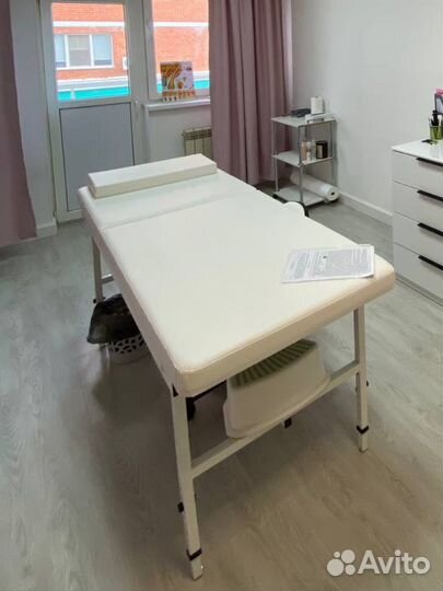 Кушетка, массажный стол