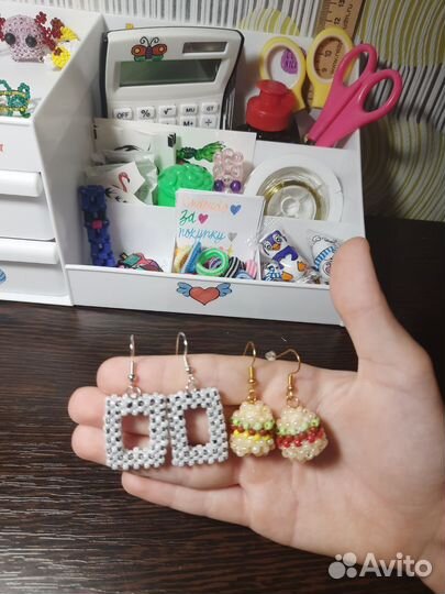 Украшения из бисера