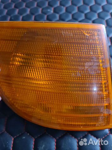 Поворотник правый Mercedes W638