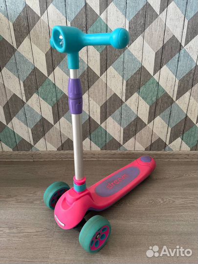 Самокат детский трехколесный