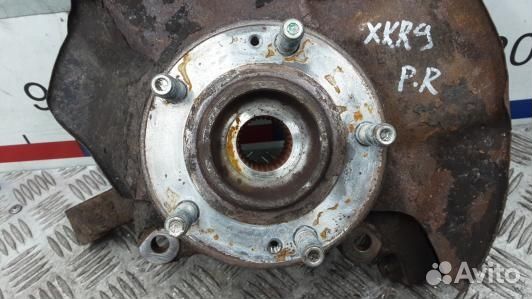 Ступица передняя правая KIA sorento 2 (XKR09N901)
