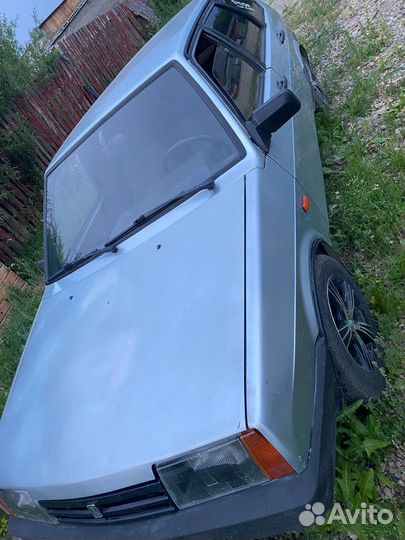 ВАЗ 2109 1.5 МТ, 1998, 299 000 км