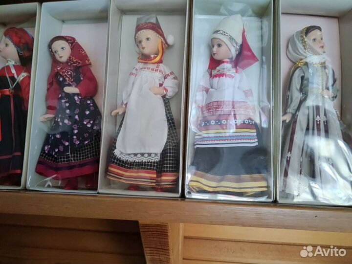 Куклы в народных костюмах деагостини