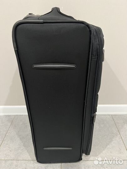 Чемодан большой Redmond