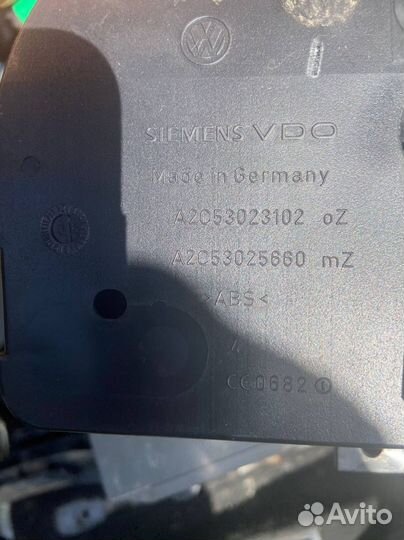 Volkswagen Golf Mk5, щиток приборов