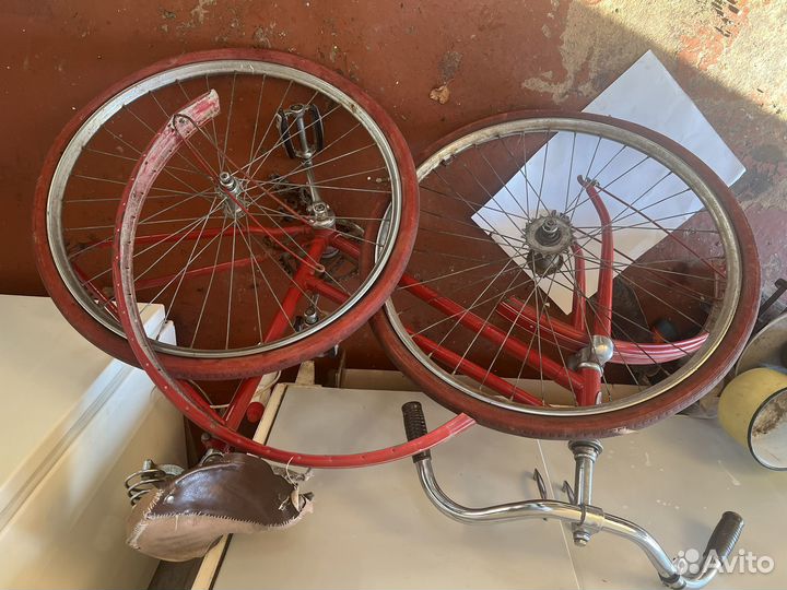 Велосипед ласточка времен СССР