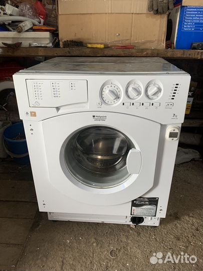 Стиральная машина Ariston 7kg встройка