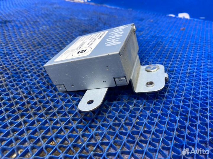 Блок управления парктроником Nissan Murano Z50