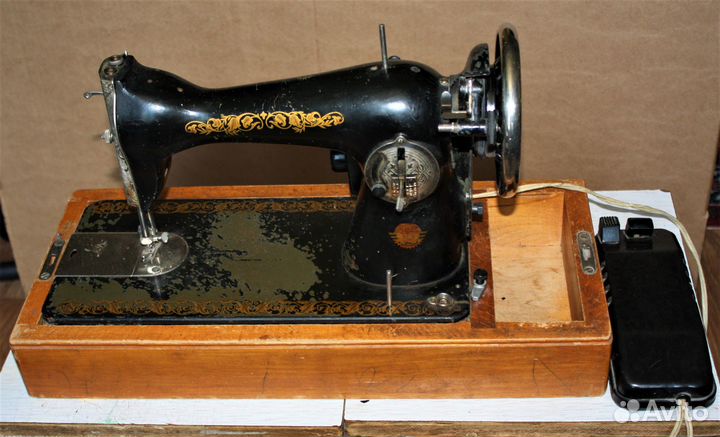 Швейная машинка подольская с электроприводом