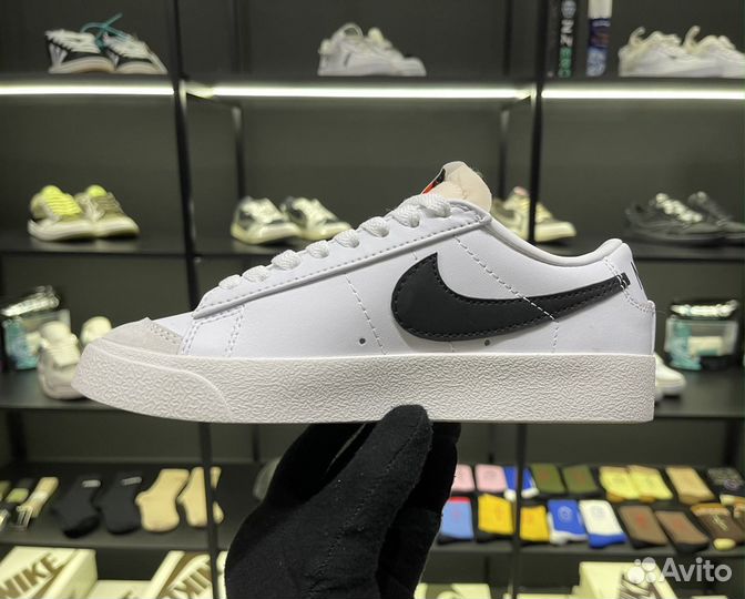 Кроссовки Nike Blazer Low '77 Vintage White-Black