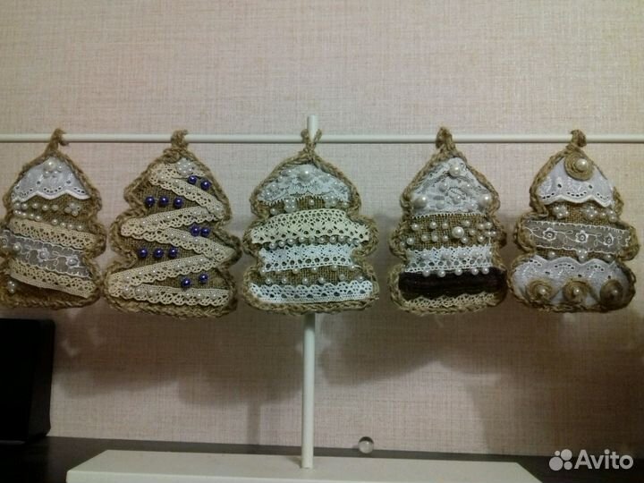 Декоративные елочки