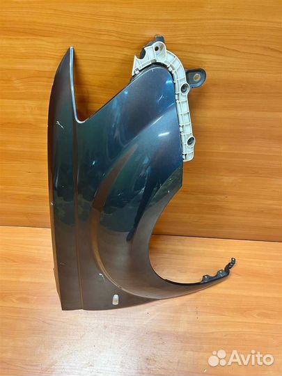 Крыло переднее правое Mitsubishi Outlander XL (CW