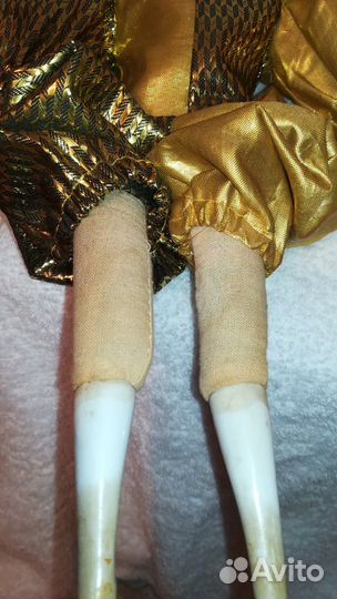 Кукла фарфоровая. Паяц. винтаж