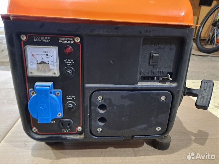Генератор бензиновый 0.75 квт