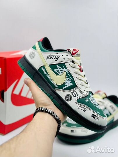 Кроссовки Nike Dunk Stussy BMW M3