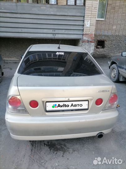 Toyota Altezza 2.0 AT, 2001, 200 000 км