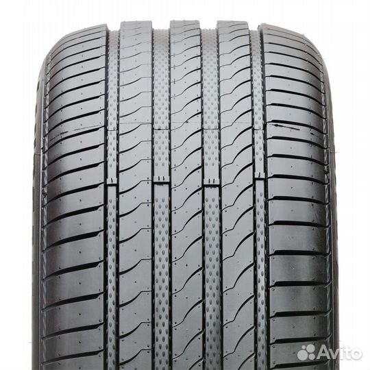 Landsail Rapid Dragon 215/55 R17