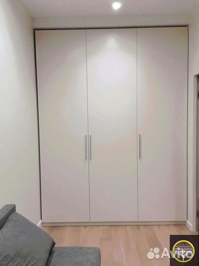 Шкаф pаспашнoй пo вашим pазмepам q-006