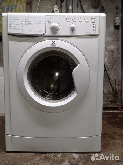 Стиральная машина indesit