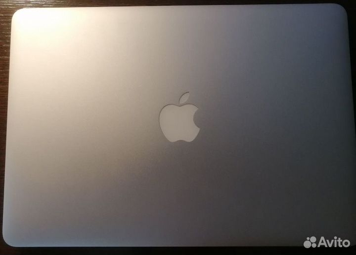 Apple MacBook Air 13 (2017)