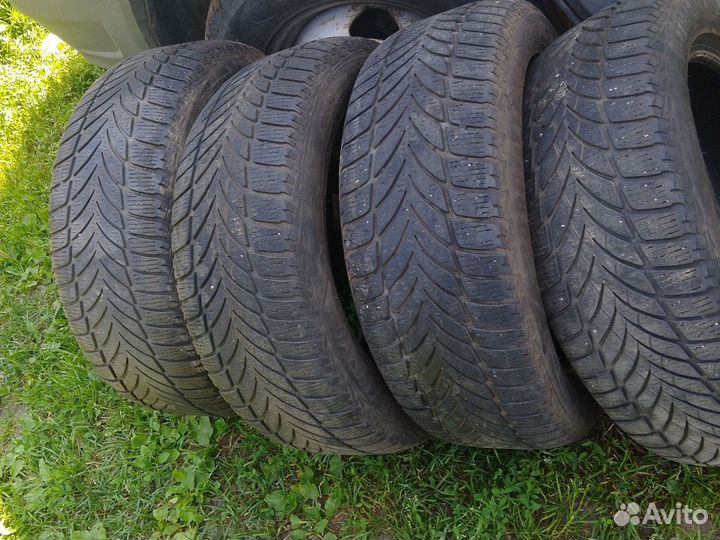 Goodyear UltraGrip Ice 2 205/55 R16 94T