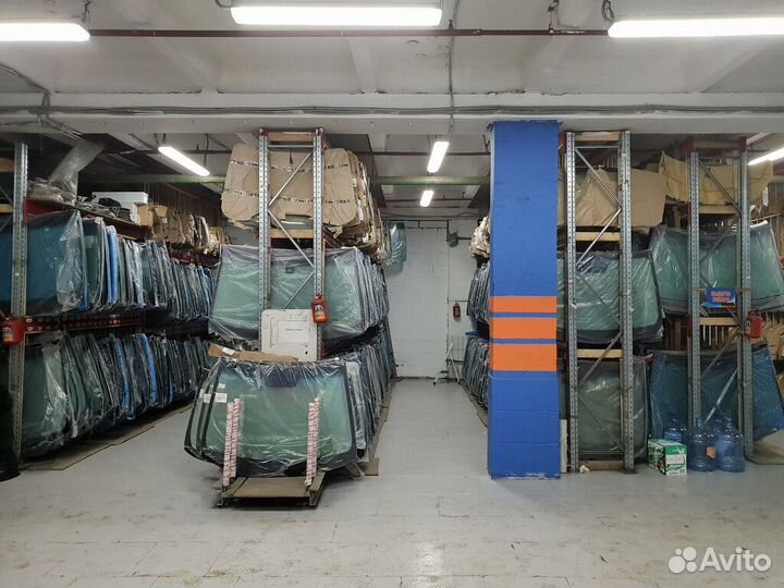 Заднее стекло Рено Флюенс