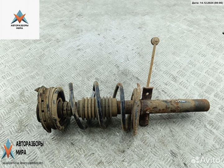 Стойка передняя Renault Megane 2 2004 8200663650