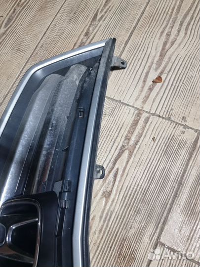 Решетка радиатора Honda accord 8