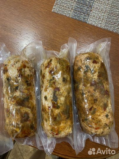 Домашний рулет из курицы и индюшатины