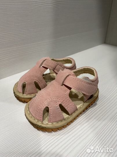 Сандали для девочки
