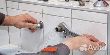 Ремонт сантехники, замена смесителя