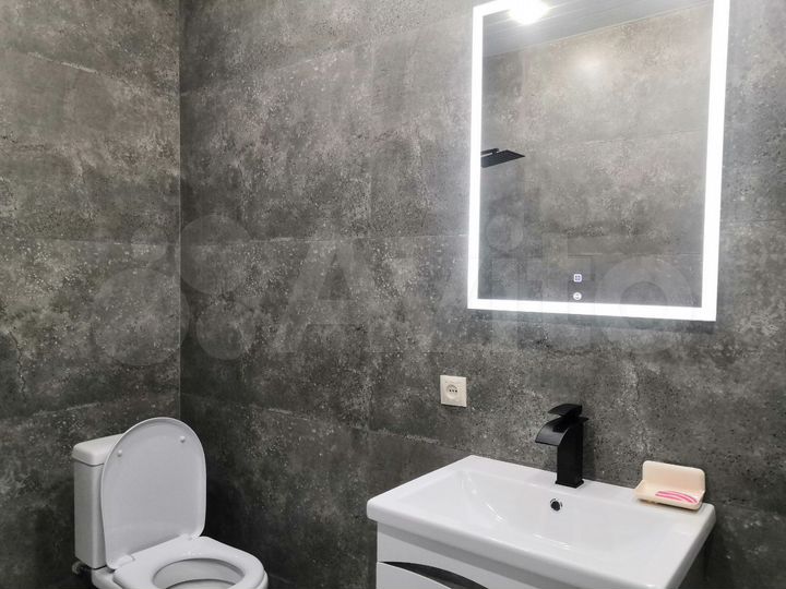 4-к. квартира, 160 м², 4/5 эт.