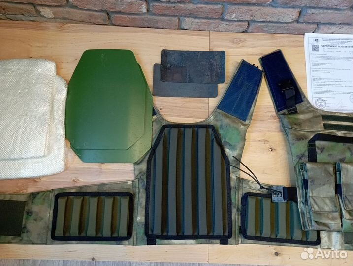 Бронежилет Мох с бронеплитами и капами