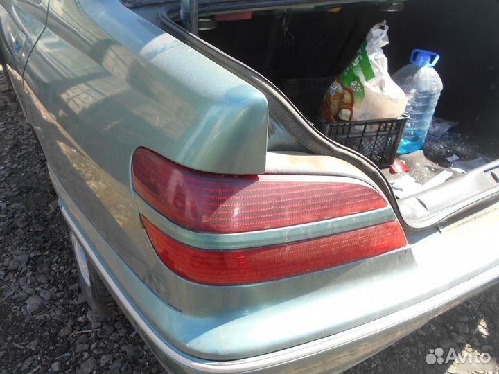 Фонарь задний левый Peugeot 406 1999-2004
