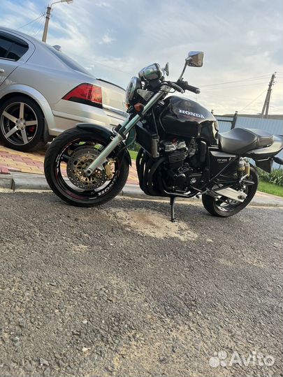 Honda cb 400