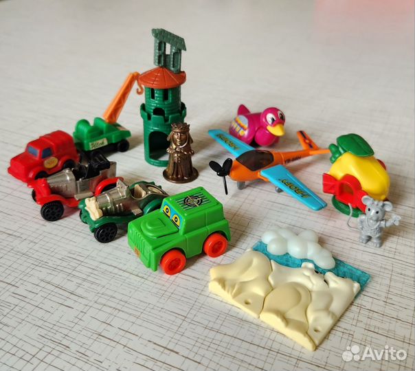 Игрушки из киндер сюрпризов 90-х годов