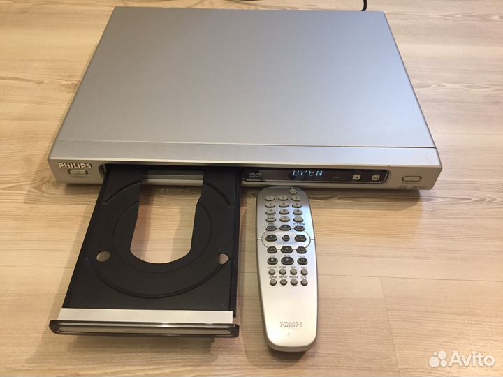 DVD плеер Philips