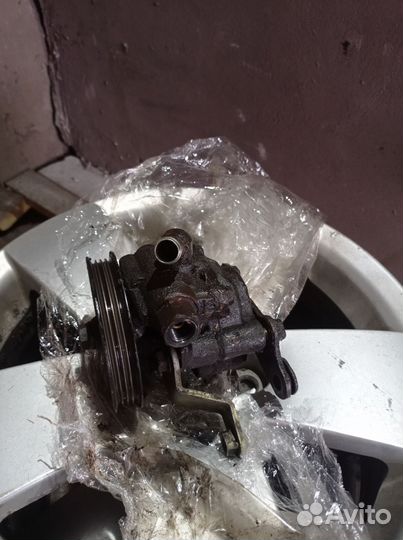 Lexus rx 300 насос гур