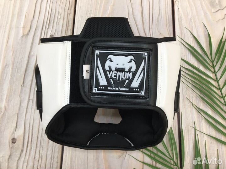 Боксерский шлем Venum