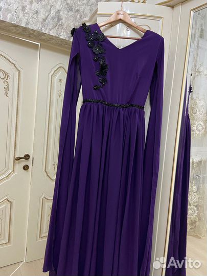 Вечернее платье