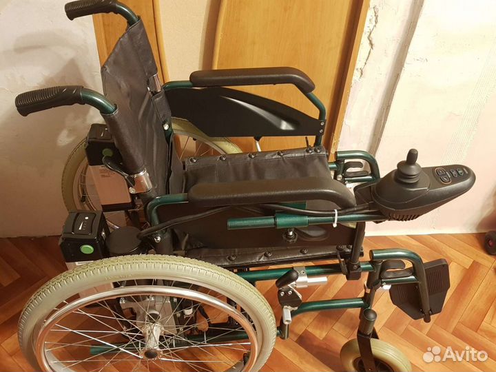 Кресло- коляска с электроприводом