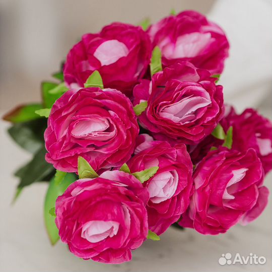 Искусственный букет цветов из 9 голов розы