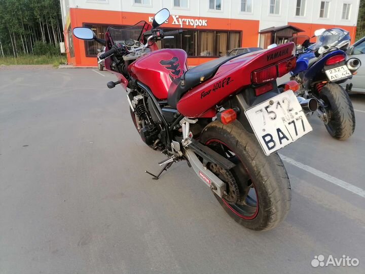 Yamaha FZ 400