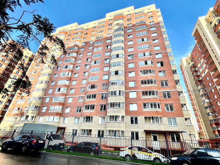 4-к. квартира, 90,1 м², 5/17 эт.