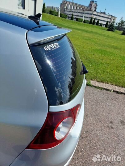 Крышка багажника Volkswagen Golf 5 со спойлером