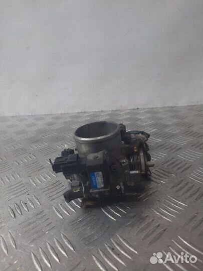 Дроссельная заслонка Honda Civic 1.6 D16W1 2002