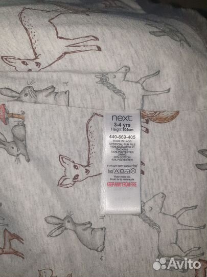 Меховая жилетка с капюшоном