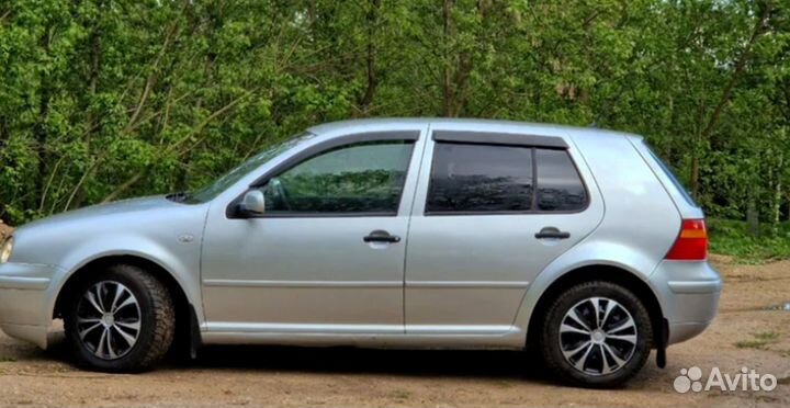 Колпаки на колеса R15 новые 4 штуки