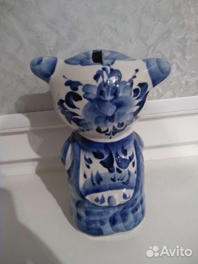 Копилка поросёнок Гжель 16см